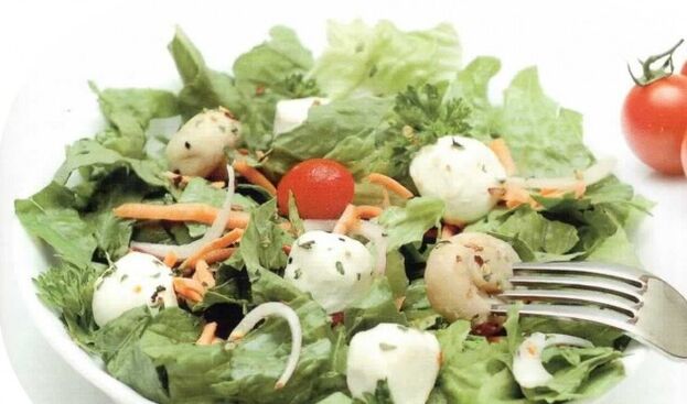 dārzeņu salāti gastrīta ārstēšanai